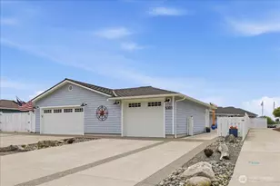 5301 Doon Way, Anacortes, WA 98221 - Photo 2