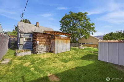 620 S Chelan Avenue, Wenatchee, WA 98801 - Photo 6