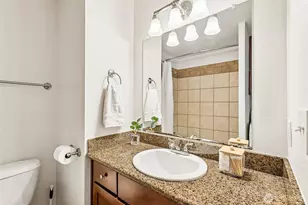 717 NW 70th St, Seattle, WA 98117 - Photo 24