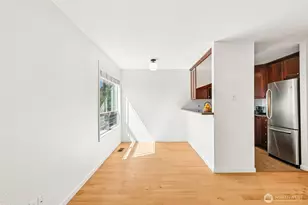 717 NW 70th St, Seattle, WA 98117 - Photo 12