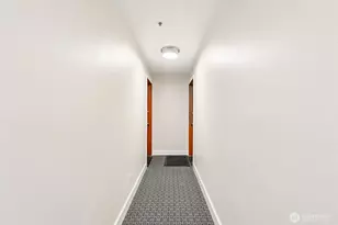 717 NW 70th St, Seattle, WA 98117 - Photo 6