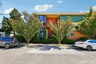 717 NW 70th St, Seattle, WA 98117 - Photo 2
