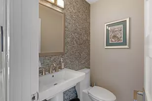 4909 Chinook Dr, Everett, WA 98203 - Photo 10