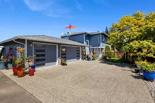 4909 Chinook Dr, Everett, WA 98203 - Photo 2