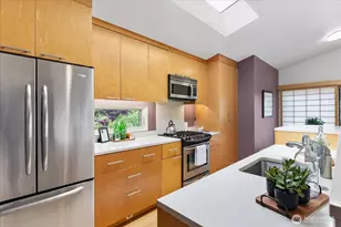 8856 24th Ave SW, Seattle, WA 98106 - Photo 12