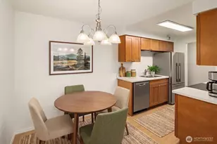 11208 NE 68th St, Kirkland, WA 98033 - Photo 6