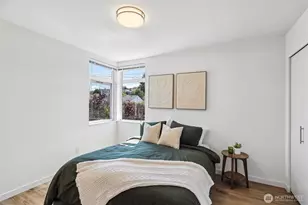 3913 SW Hudson St, Seattle, WA 98116 - Photo 14