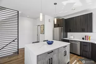 3913 SW Hudson St, Seattle, WA 98116 - Photo 12