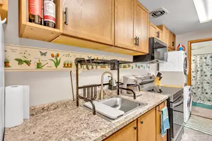 335 7th Pl SE, Puyallup, WA 98372 - Photo 2