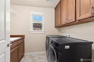 10643 238th Pl NE, Redmond, WA 98053 - Photo 24