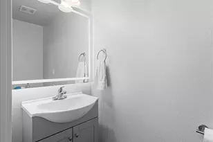 18004 NE 18th St, Vancouver, WA 98684 - Photo 14