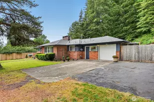 621 E Summa St, Centralia, WA 98531 - Photo 2