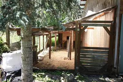 15711 Vail Cut Off Road SE, Rainier, WA 98576 - Photo 30