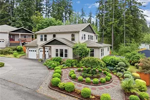 1963 NW Rampart Ridge Ct, Bremerton, WA 98311 - Photo 2