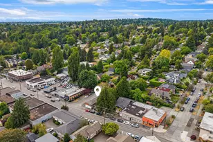 2800 NE 55th St, Seattle, WA 98105 - Photo 8