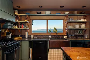 5837 Ambleside Loop, Anacortes, WA 98221 - Photo 28