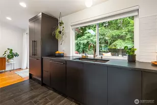 1210 Kenoyer Dr, Bellingham, WA 98229 - Photo 12