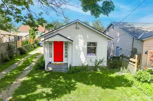 4051 19th Ave SW, Seattle, WA 98106 - Photo 2