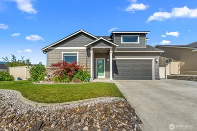 284 S Nevada Avenue, East Wenatchee, WA 98802 - Photo 2