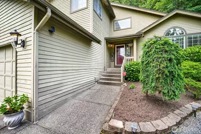 15827 SE 156th Court, Renton, WA 98058 - Photo 2