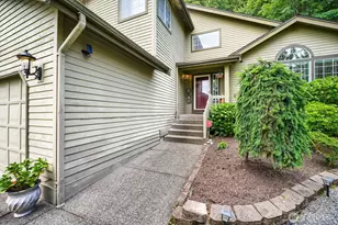 15827 SE 156th Ct, Renton, WA 98058 - Photo 2