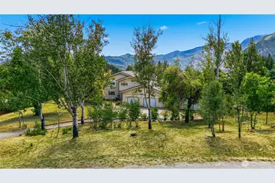 10735 Titus Road, Leavenworth, WA 98826 - Photo 1