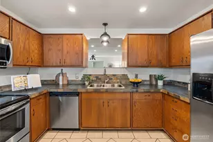 818 W Argand St, Seattle, WA 98119 - Photo 10