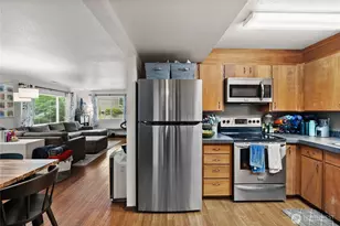 818 W Argand St, Seattle, WA 98119 - Photo 26
