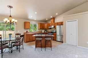 6401 151st St NW, Gig Harbor, WA 98332 - Photo 6