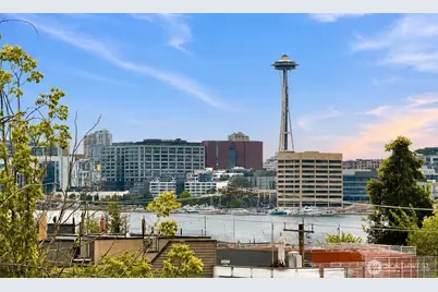 2326 Minor Avenue E #B, Seattle, WA 98102 - Photo 2