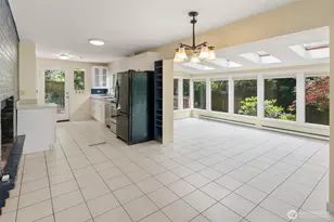 3815 NE 113th St, Seattle, WA 98125 - Photo 16