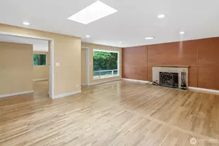 3815 NE 113th St, Seattle, WA 98125 - Photo 6
