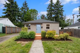 7915 18th Ave SW, Seattle, WA 98106 - Photo 2