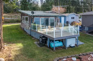19422 Soundview Dr NW, Stanwood, WA 98292 - Photo 32