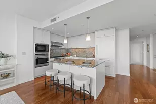 500 106th Ave NE, Bellevue, WA 98004 - Photo 10