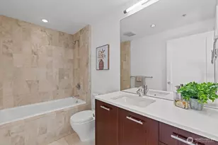 500 106th Ave NE, Bellevue, WA 98004 - Photo 32