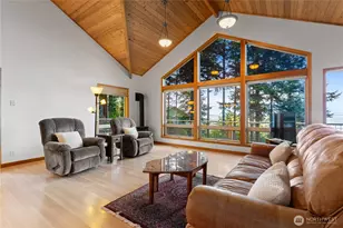1058 Dana Cir, Lummi Island, WA 98262 - Photo 12