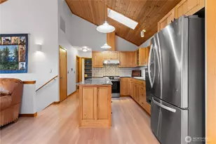 1058 Dana Cir, Lummi Island, WA 98262 - Photo 16