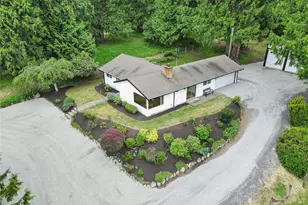 722 172nd St NW, Arlington, WA 98223 - Photo 2