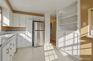 1410 NW 195th St, Shoreline, WA 98177 - Photo 8