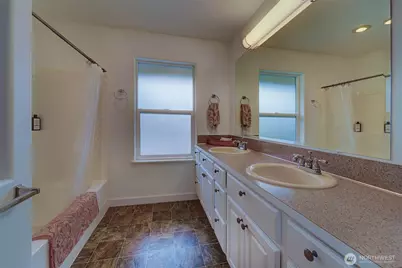 2329 NE Thistle Court, Poulsbo, WA 98370 - Photo 28