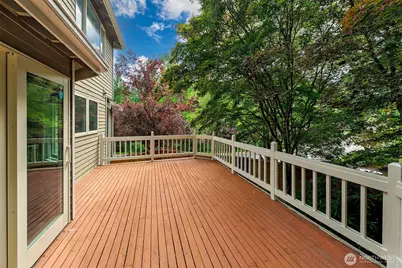 1911 224th Place NE, Sammamish, WA 98074 - Photo 24