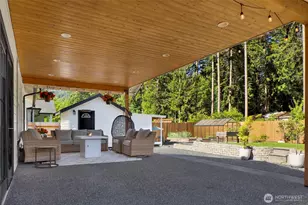 8209 Colfax Ct, Maple Falls, WA 98266 - Photo 4