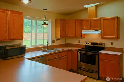 16404 84 Court SE, Yelm, WA 98597 - Photo 10