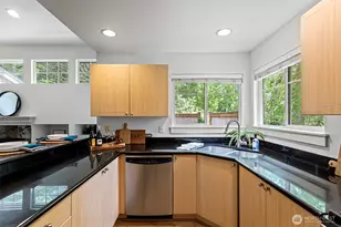 8350 NE 140th St, Kirkland, WA 98034 - Photo 10