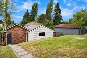 8121 16th Ave SW, Seattle, WA 98106 - Photo 32