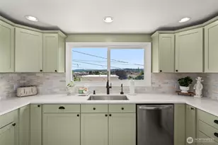 209 E 8th St, Aberdeen, WA 98520 - Photo 10