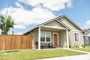 507 Powell Ave, Winlock, WA 98596 - Photo 2