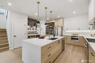 12426 NE 90th St, Kirkland, WA 98033 - Photo 14