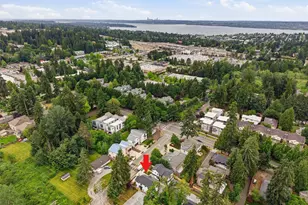 12426 NE 90th St, Kirkland, WA 98033 - Photo 36